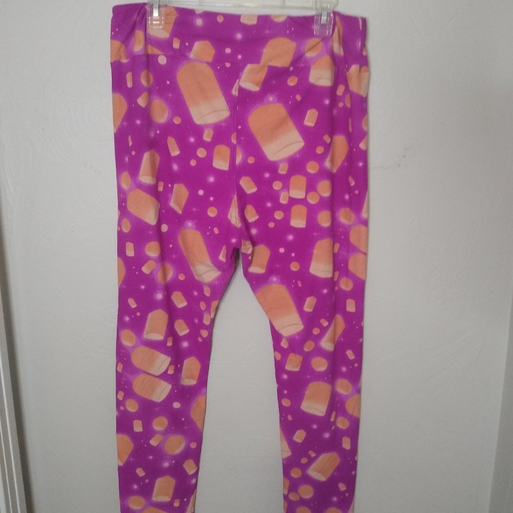 Ambrie Disney's Rapunzel lantern leggings